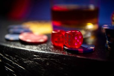 Hot Pot betting interface on mobile and desktop